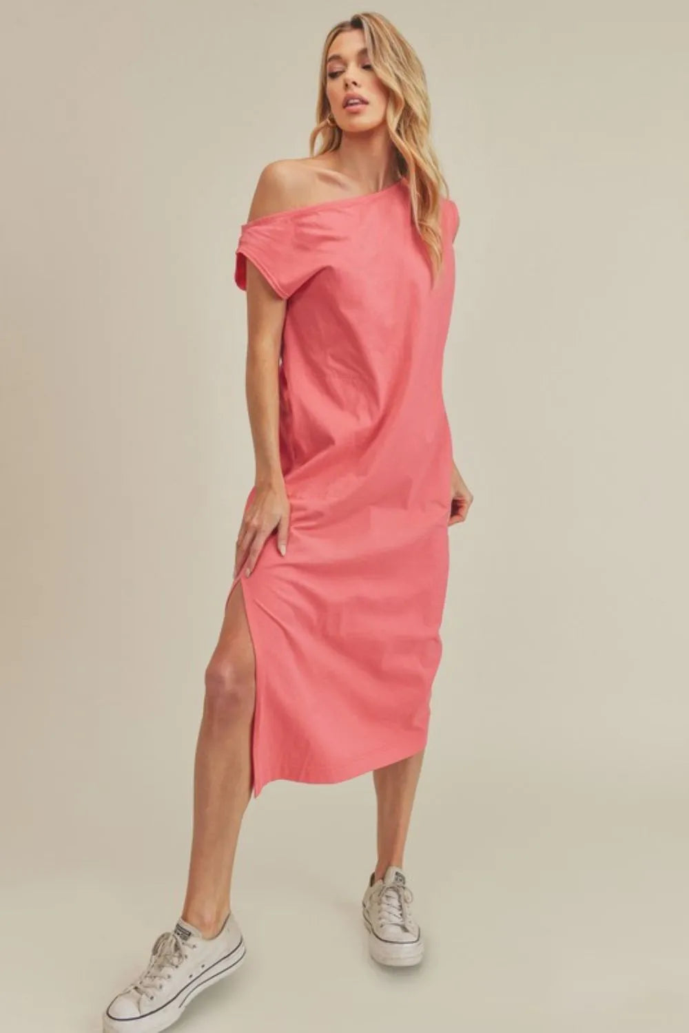 Side Slit Round Neck Sleeveless Midi Dress