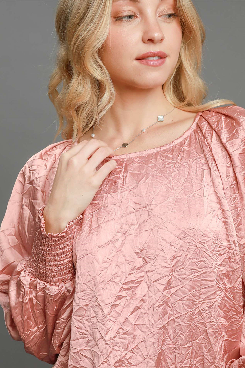Round Neck Lantern Sleeve Blouse