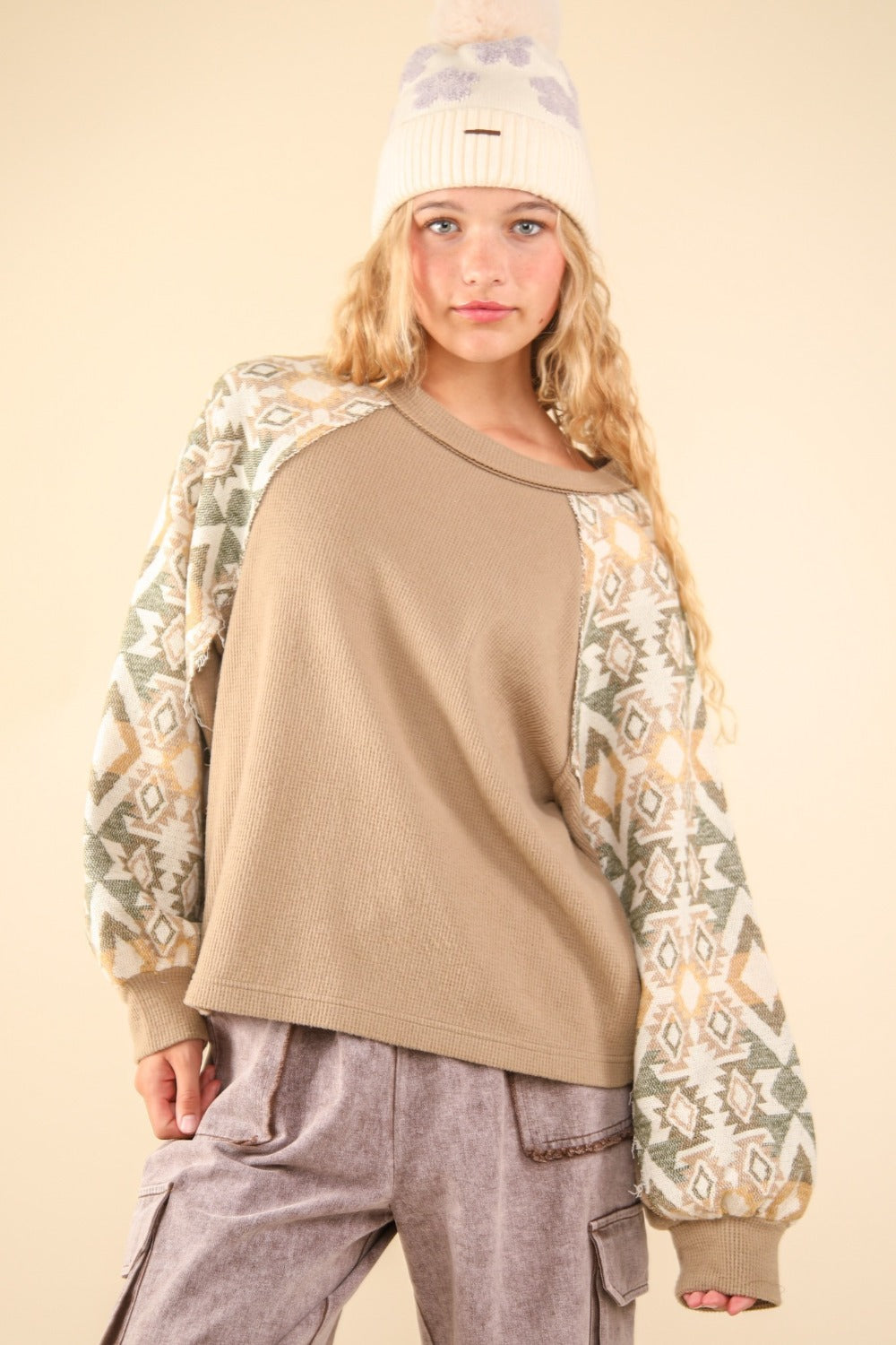Printed Long Sleeve Round Neck Knit Top.