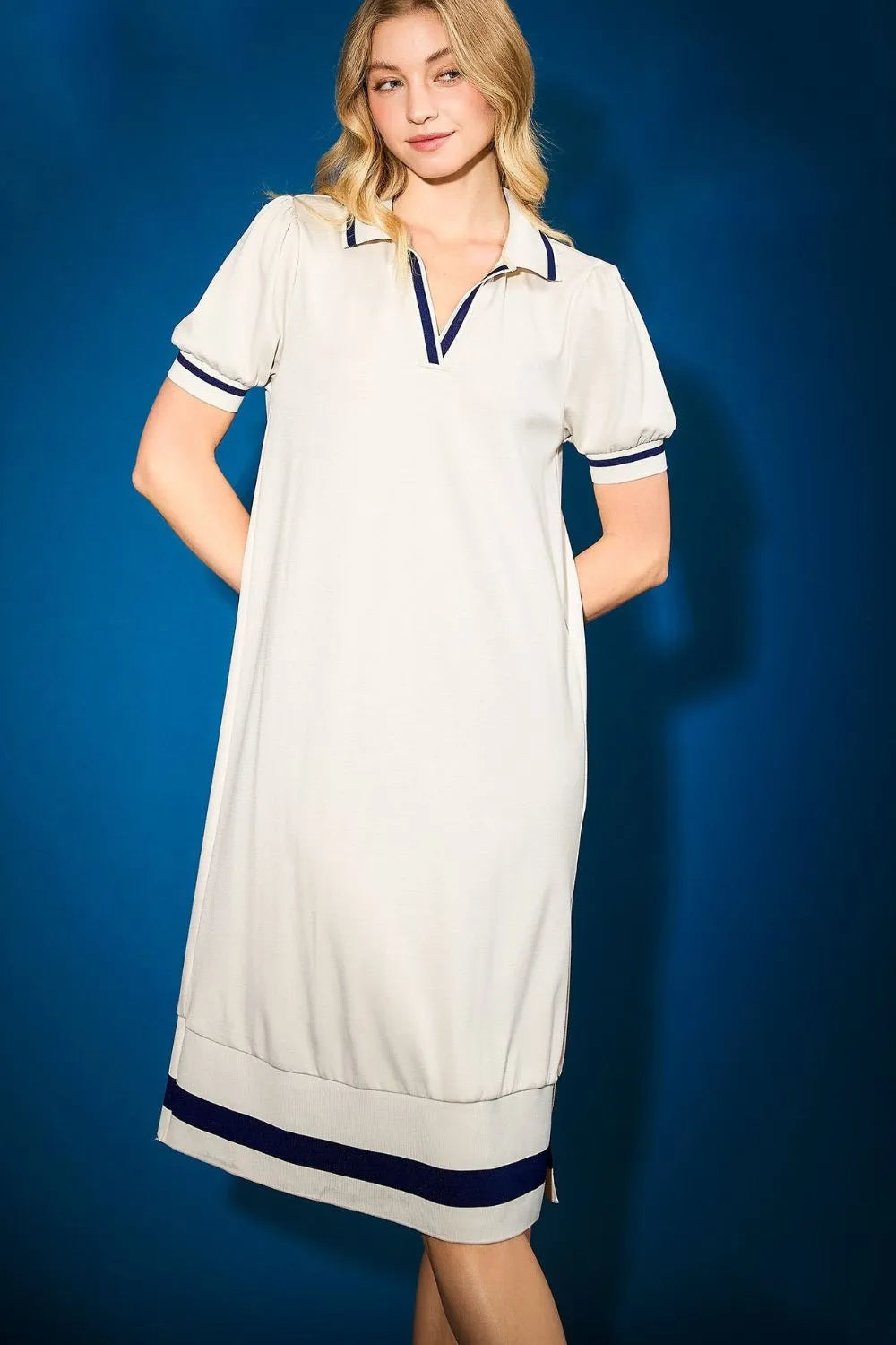 Side Slit Contrast Trim Short Sleeve Dress