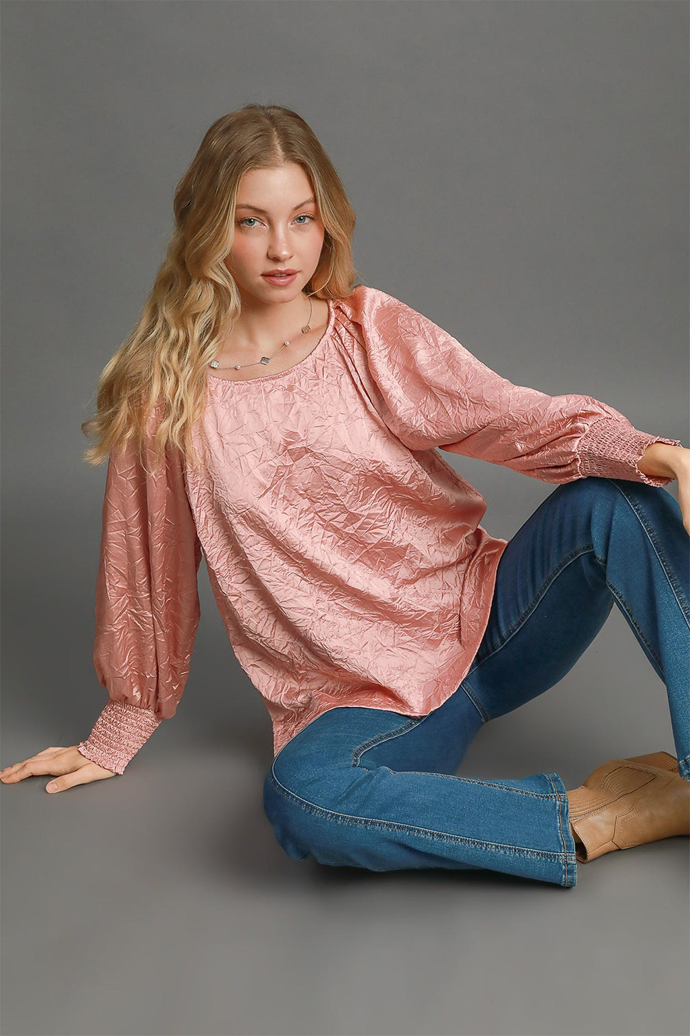 Round Neck Lantern Sleeve Blouse