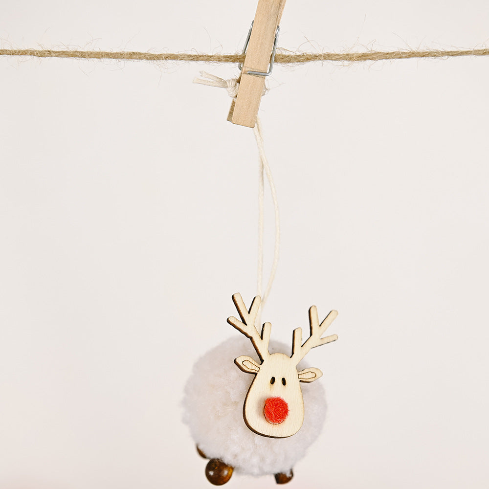 4-Piece Reindeer Hanging Widgets