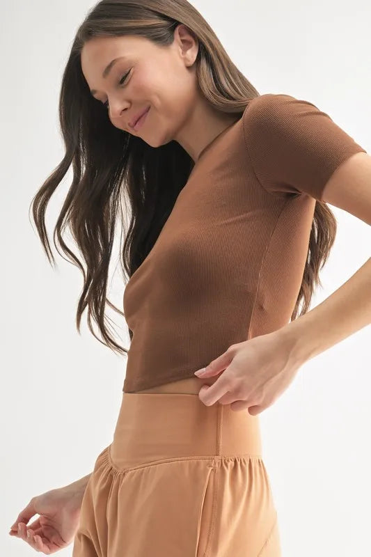 Essential Micro-ribbed Cropped Athleisure Tee Brown