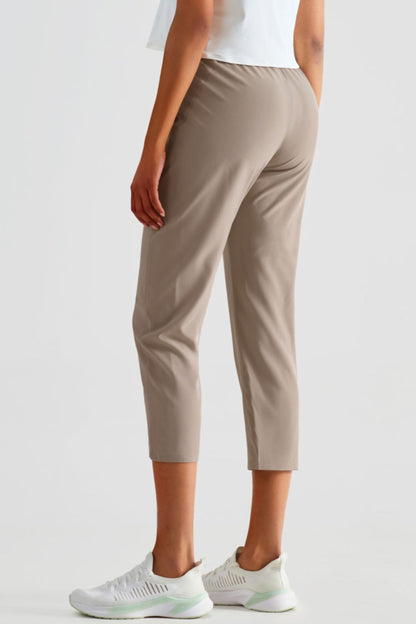 Elastic Waist Cropped Sports Pants